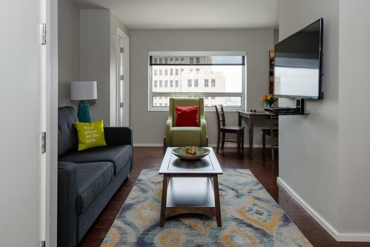 Alfred On Jackson Street Apartment Dallas
