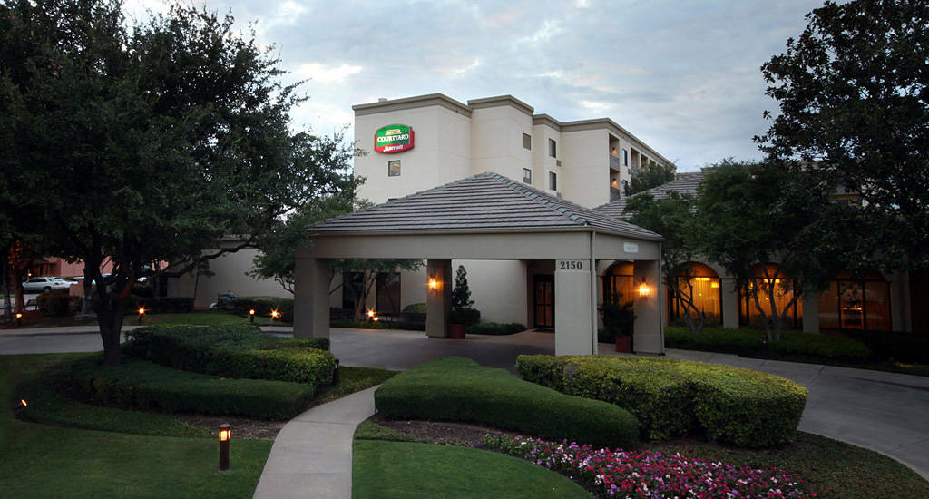 Courtyard Medical Market Center Hotel