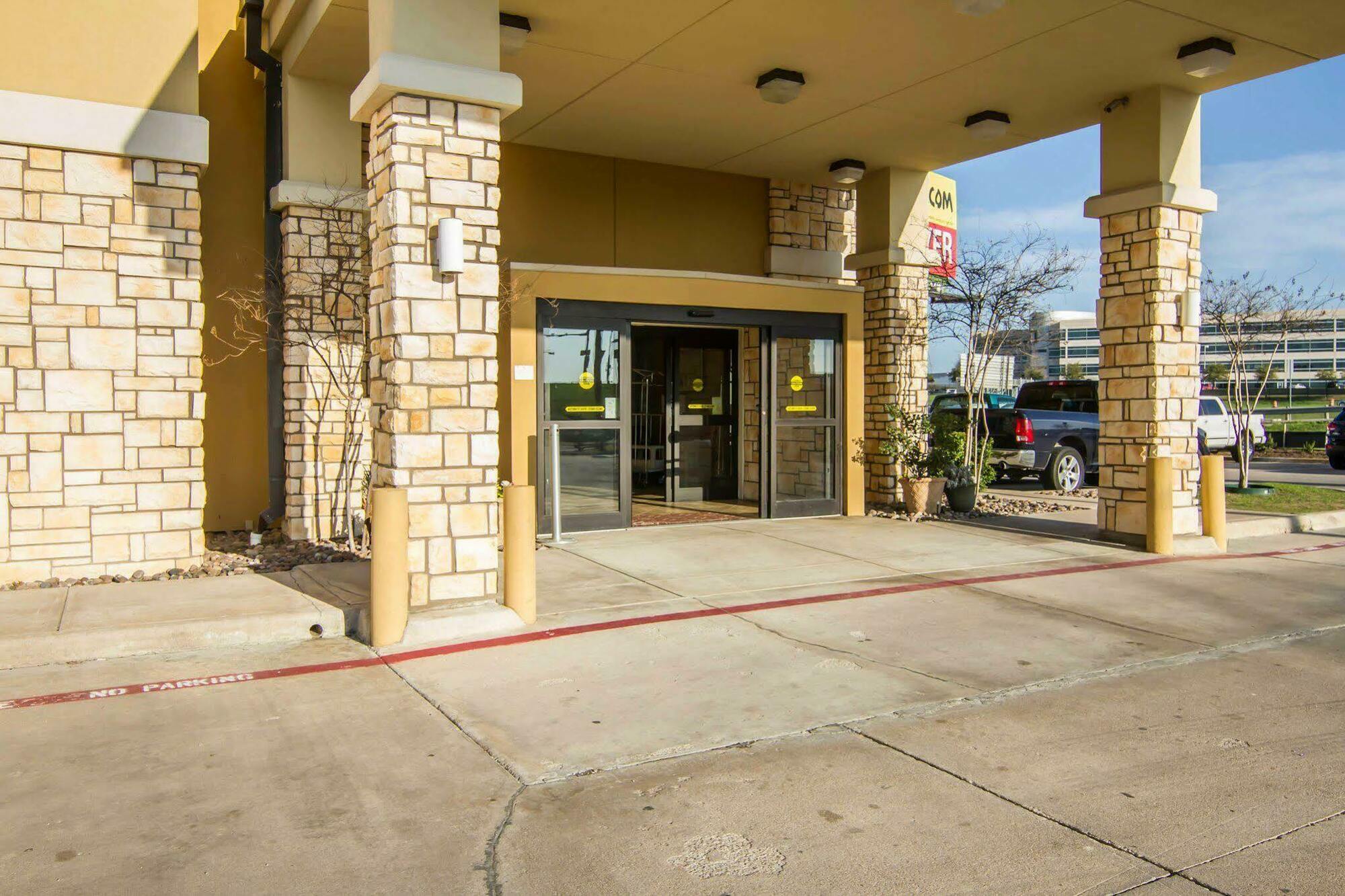 Hotel Comfort West - Cockrell Hill Dallas
