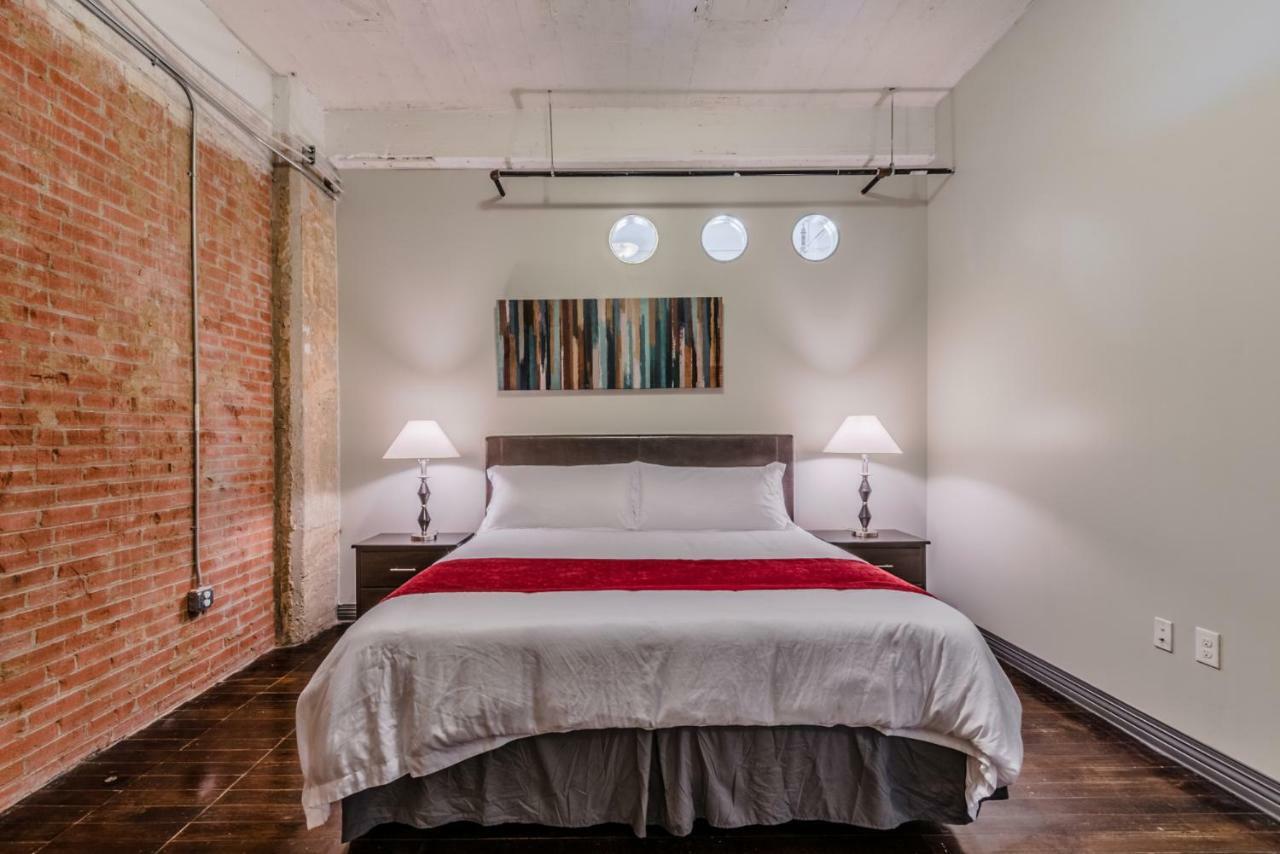 Regal Corporate - Downtown * Dallas