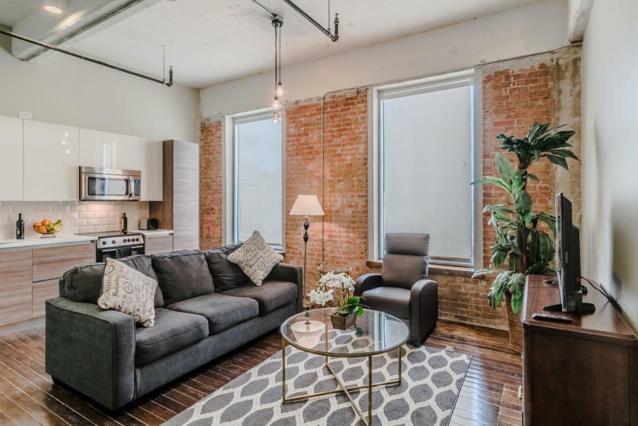 Regal Corporate - Downtown Apartment