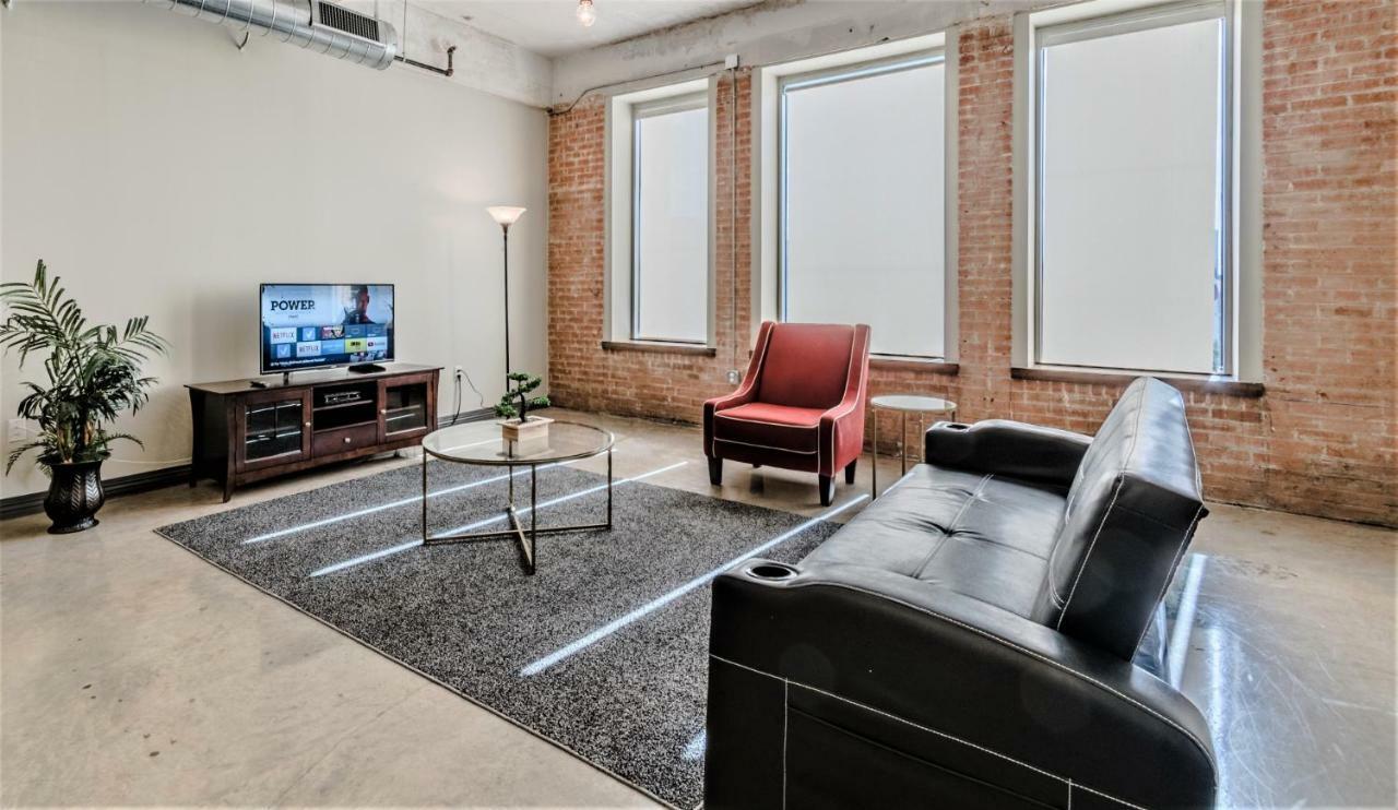 Regal Corporate - Downtown Apartment