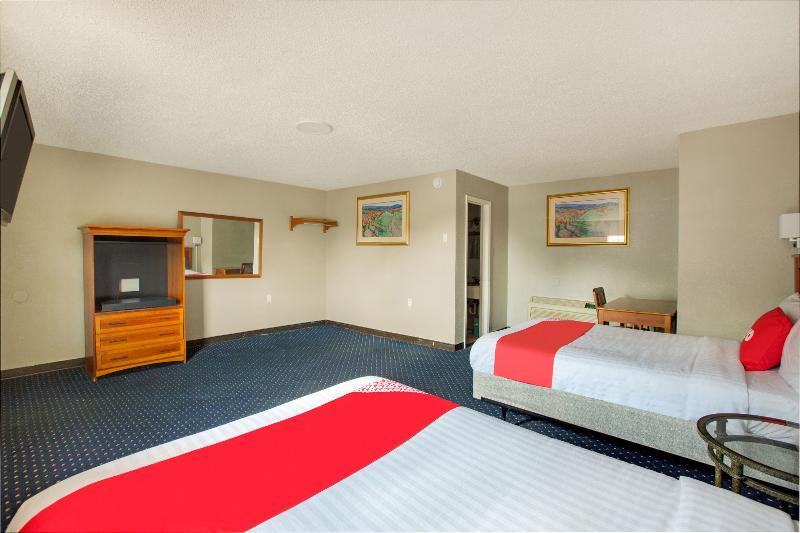 Hotel South