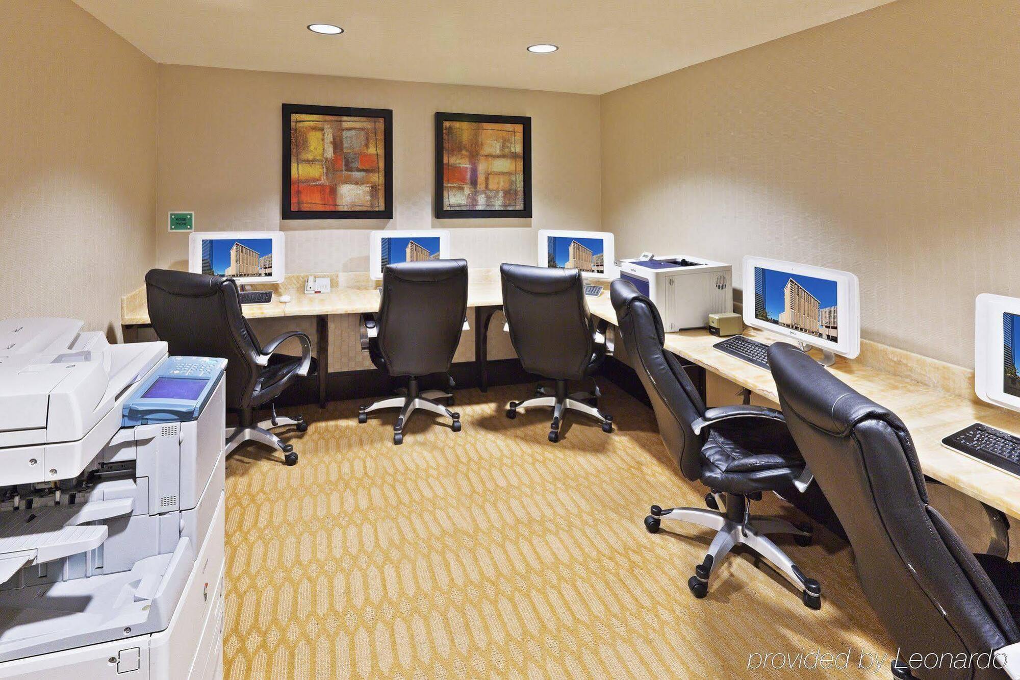 Crowne Plaza Downtown By Ihg Hotel