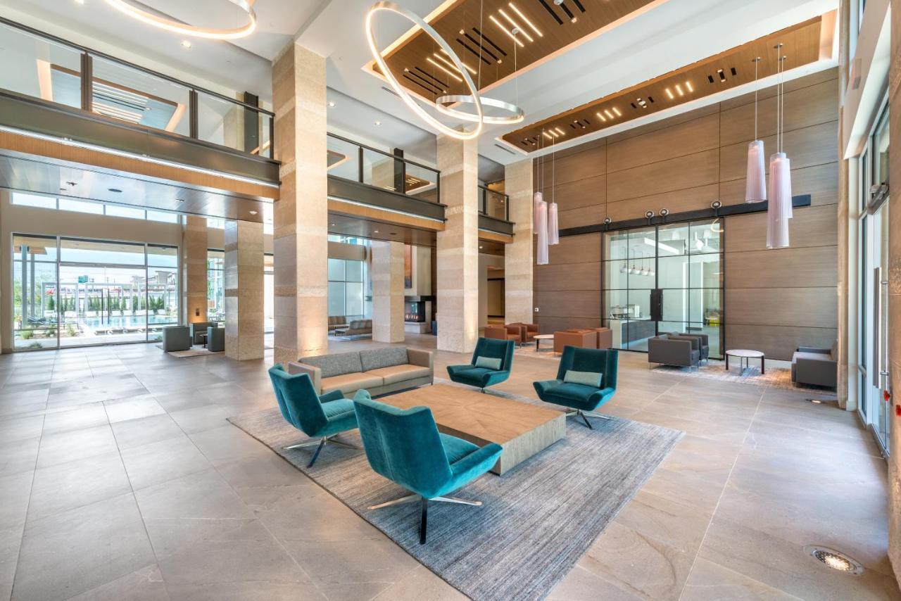 Locale Victory Park -